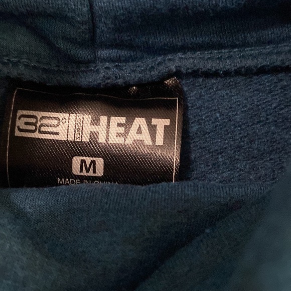 32 Degrees funnel neck sweatshirt - Picture 2 of 4